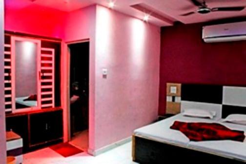 Hotel Roshan バラナシ エクステリア 写真