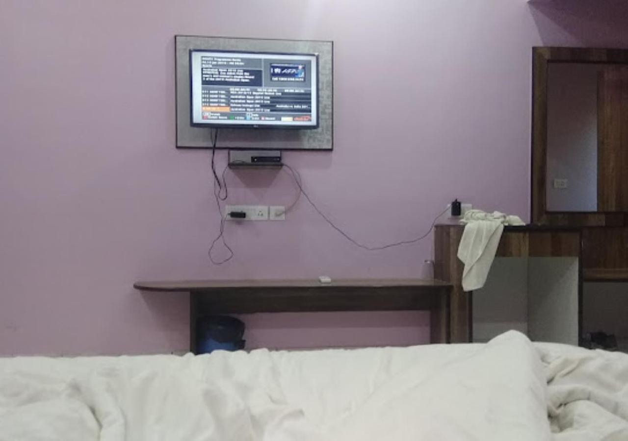 Hotel Roshan バラナシ エクステリア 写真