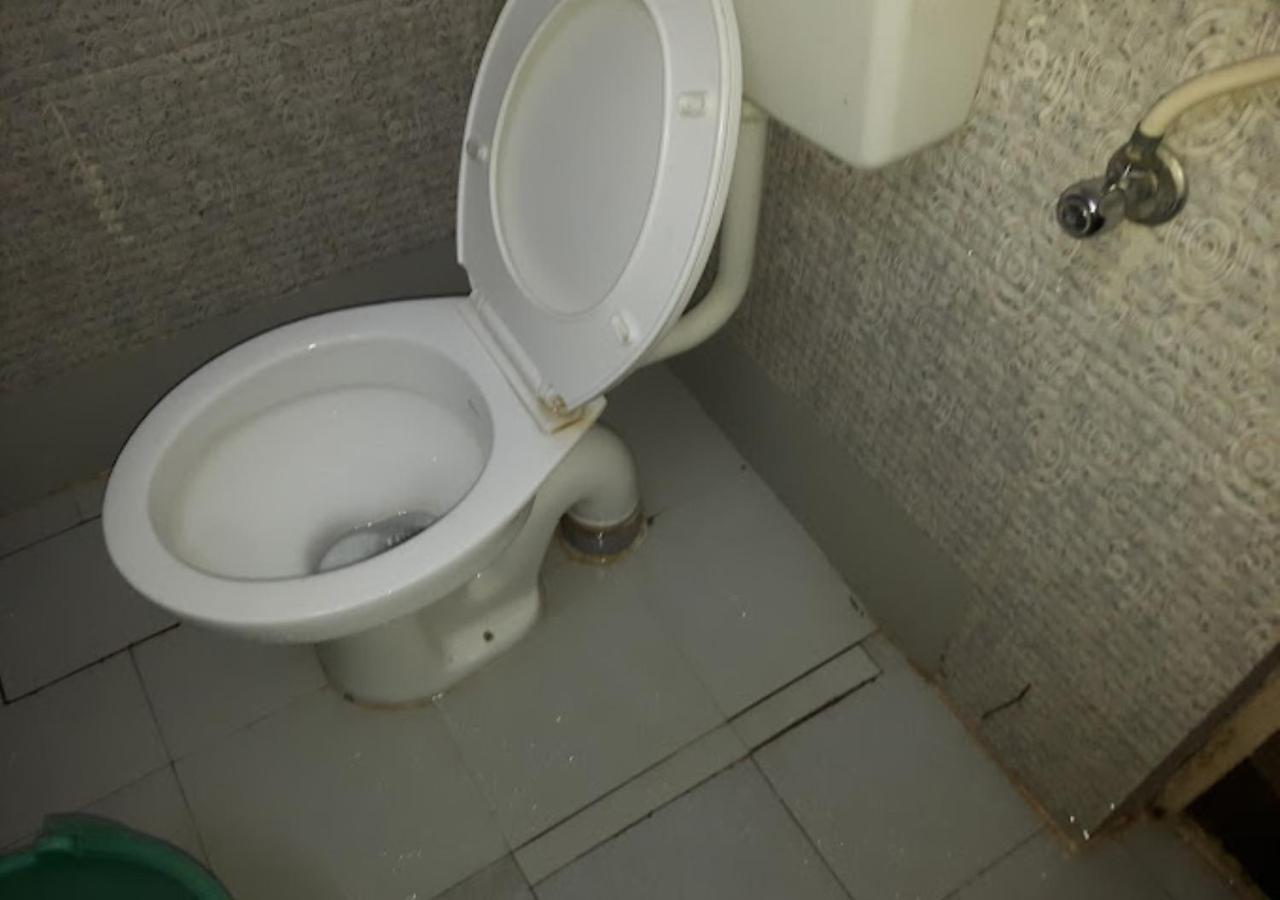 Hotel Roshan バラナシ エクステリア 写真